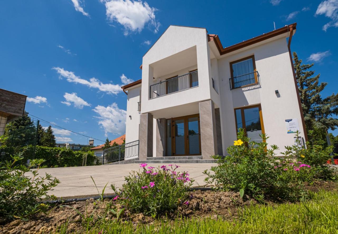 Fuered Centrum Panzio Balatonfured Exterior photo